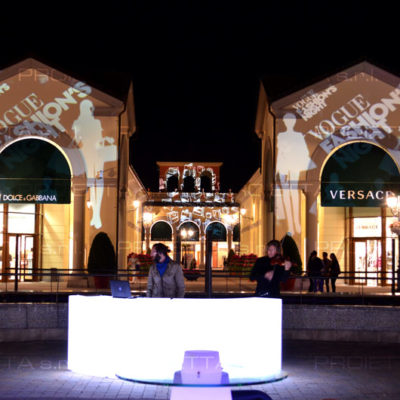 Outlet village in Serravalle Fashion Night Veranstaltung