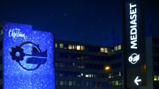 Proiettori per grandi facciate IMPRESSIVE