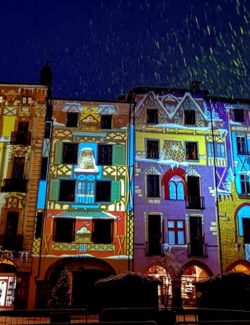 Pinerolo: villaggio nordico - proiezioni mappate