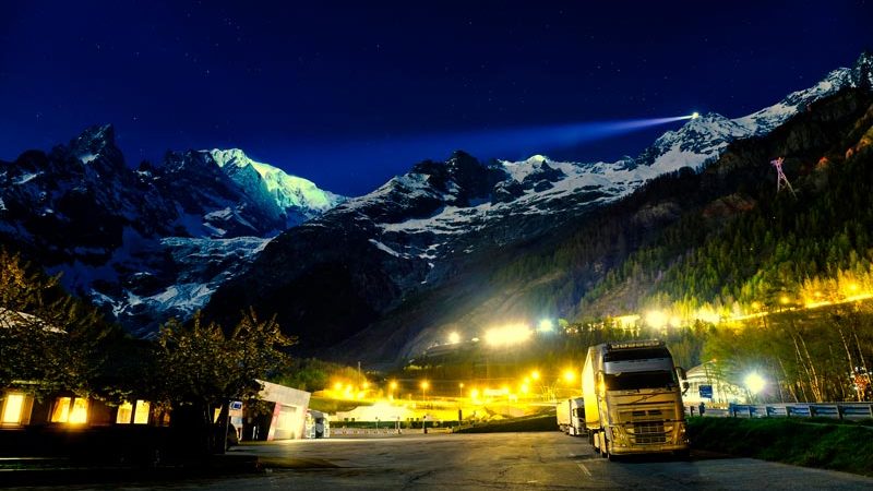 Proiezioni sul Monte Bianco