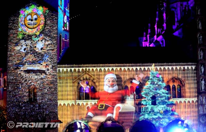 Video Mapping natalizio a Como