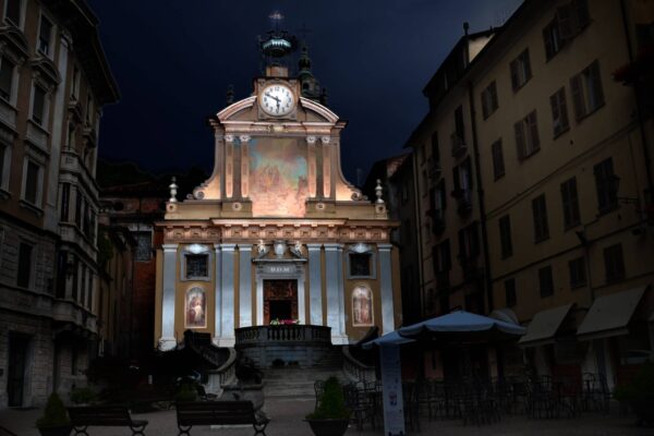 illuminazione mappata architetturale chiesa Mondovì